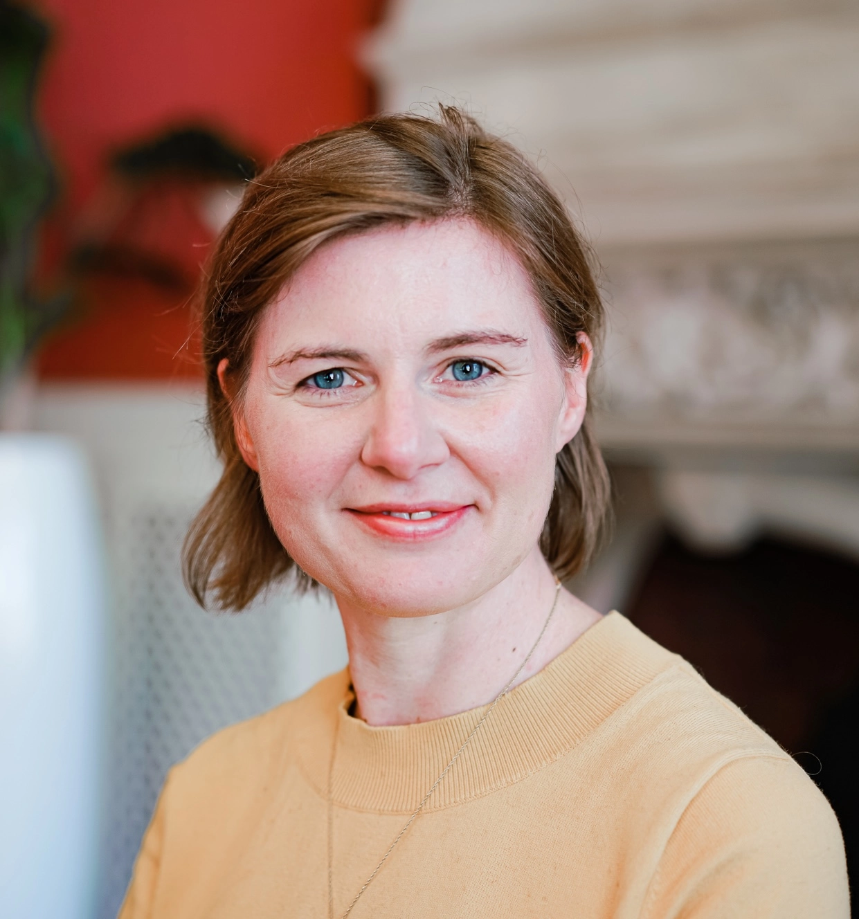 Dr  Jennifer Castle